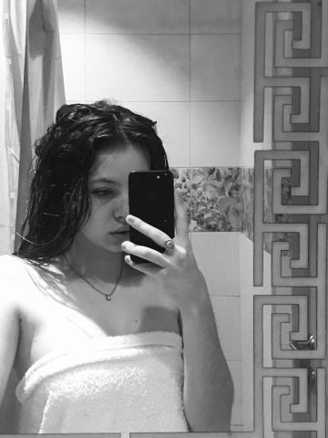 Индивидуалка Нила Фотография 4